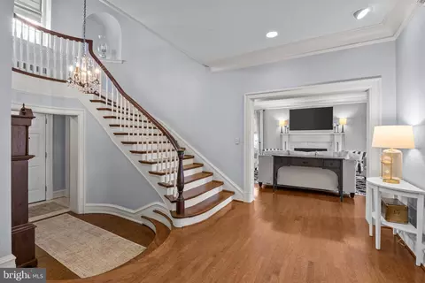 Entry Way - 1500 Alsace Rd, Reading, PA 19604 photo 3 of 5