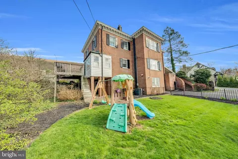 Exterior - 1500 Alsace Rd, Reading, PA 19604 photo 11 of 13