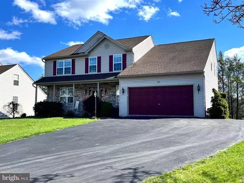 124 Limestone Dr, Reading, PA 19606
