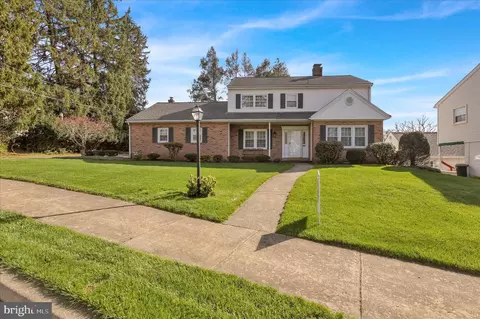 602 N Brobst St, Reading, PA 19607