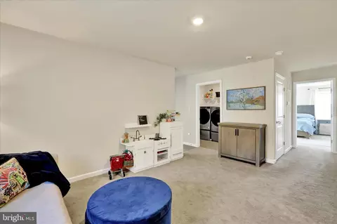Entry Way - 217 Merifield Ct, Reading, PA 19608 photo 5 of 5