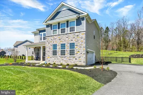 Exterior - 217 Merifield Ct, Reading, PA 19608 photo 4 of 8