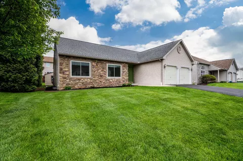 1013 Rosebud St, Reading, PA 19605