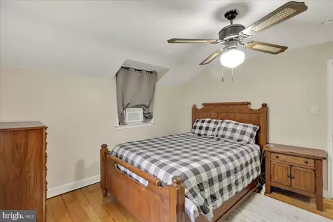 Bedroom - 1152 Gregg Ave, Reading, PA 19607 photo 1 of 5