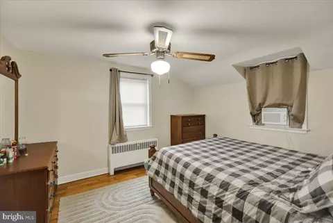 Bedroom - 1152 Gregg Ave, Reading, PA 19607 photo 2 of 5