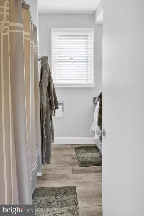 Entry Way - 241 Mcclellan St, Reading, PA 19611 photo 2 of 3