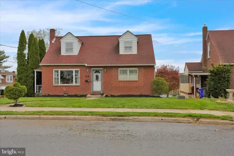 Exterior - 241 Mcclellan St, Reading, PA 19611 photo 2 of 6