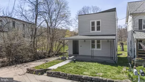 326 Vinemont Rd, Reinholds, PA 17569