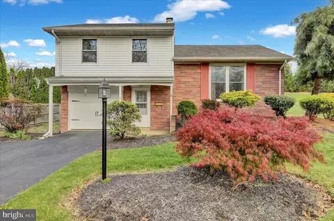 4 Cherrywood Rd, Reading, PA 19610