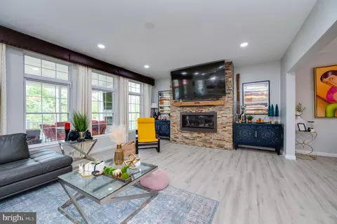 Living - 23 Nancy Cir, Reading, PA 19606 photo 1 of 4