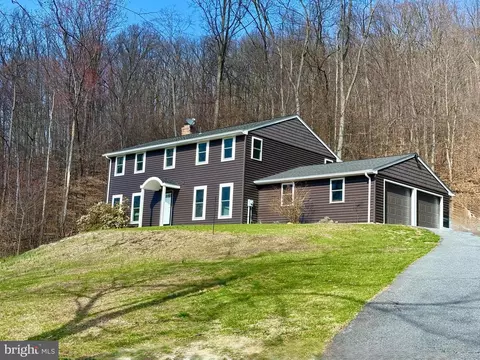 49 Park Rd, Boyertown, PA 19512