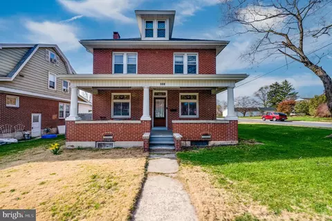 421 E Main St, Fleetwood, PA 19522