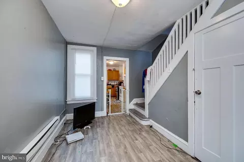 Entry Way - 235 Hudson St, Reading, PA 19601 photo 3 of 8