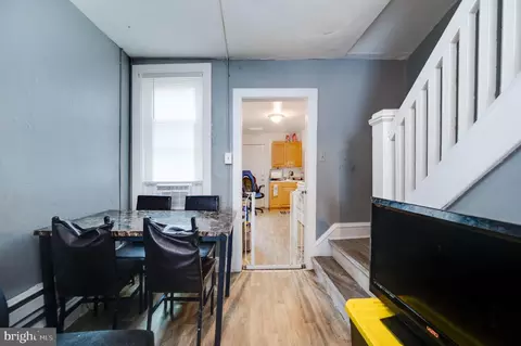 Entry Way - 235 Hudson St, Reading, PA 19601 photo 3 of 13