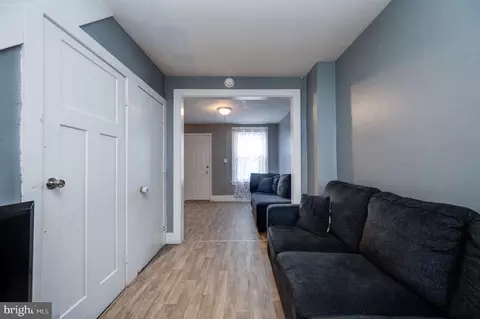 Entry Way - 235 Hudson St, Reading, PA 19601 photo 6 of 13