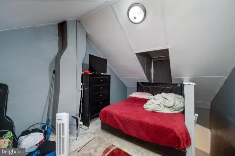 Bedroom - 235 Hudson St, Reading, PA 19601 photo 8 of 9