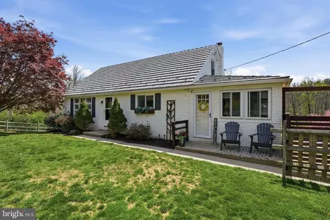 Exterior - 238 Kemp Rd, Barto, PA 19504 photo 4 of 21