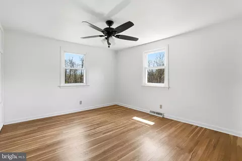 Bedroom - 238 Kemp Rd, Barto, PA 19504 photo 1 of 7