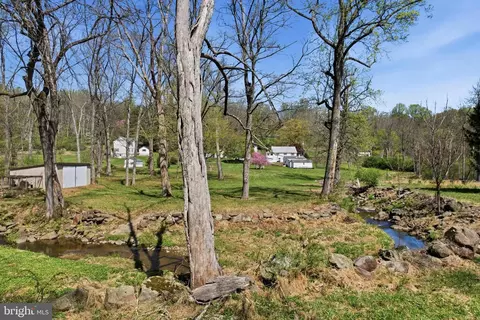 Exterior - 238 Kemp Rd, Barto, PA 19504 photo 11 of 21