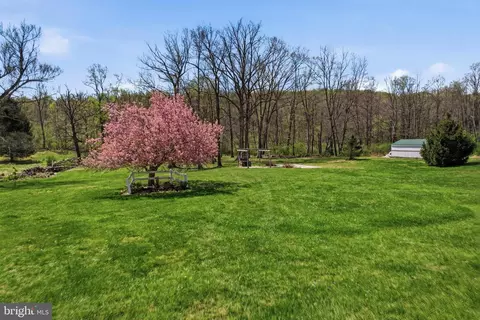 Exterior - 238 Kemp Rd, Barto, PA 19504 photo 18 of 21