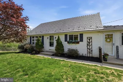Exterior - 238 Kemp Rd, Barto, PA 19504 photo 5 of 21