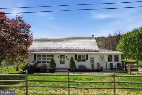 Exterior - 238 Kemp Rd, Barto, PA 19504 photo 2 of 21