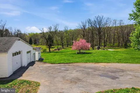 Exterior - 238 Kemp Rd, Barto, PA 19504 photo 17 of 21