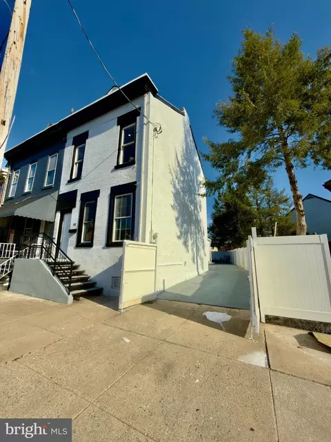 430 Bingaman St, Reading, PA 19602