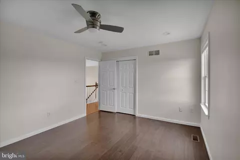 Bedroom - 208 N Sandy Ln, Reading, PA 19608 photo 2 of 3