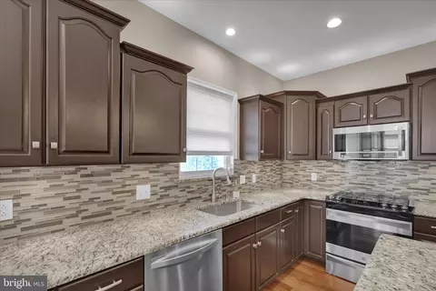 Kitchen - 208 N Sandy Ln, Reading, PA 19608 photo 2 of 2