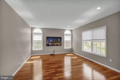 Living - 208 N Sandy Ln, Reading, PA 19608 photo 1 of 4