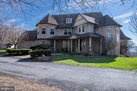 234 Miller Rd, Sinking Spring, PA 19608