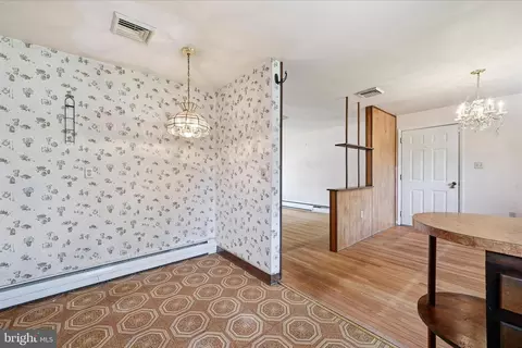 Entry Way - 904 Crestview Ave, Reading, PA 19607 photo 2 of 2