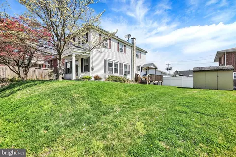 111 Baker Ave, Reading, PA 19607 photo 2