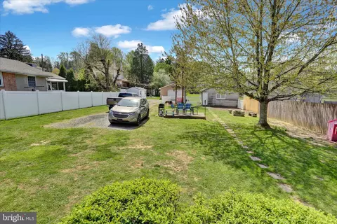 Exterior - 738 Philadelphia Ave, Reading, PA 19607 photo 5 of 7