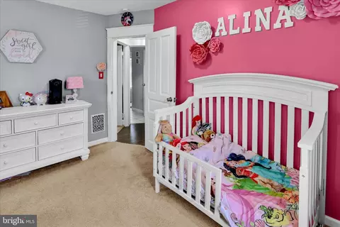 Bedroom - 738 Philadelphia Ave, Reading, PA 19607 photo 3 of 4