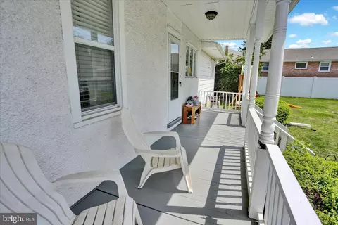 Exterior - 738 Philadelphia Ave, Reading, PA 19607 photo 4 of 7