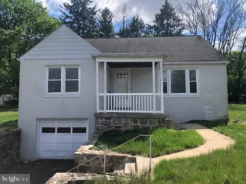 1034 Butter Ln, Reading, PA 19606