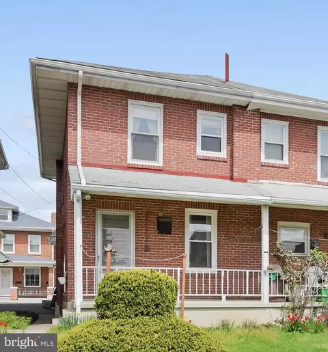 Exterior - 1340 Fern Ave, Reading, PA 19607 photo 9 of 11