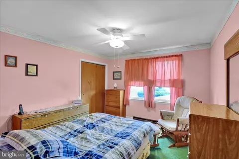 Bedroom - 9 Wingert Rd, Reading, PA 19610 photo 2 of 3