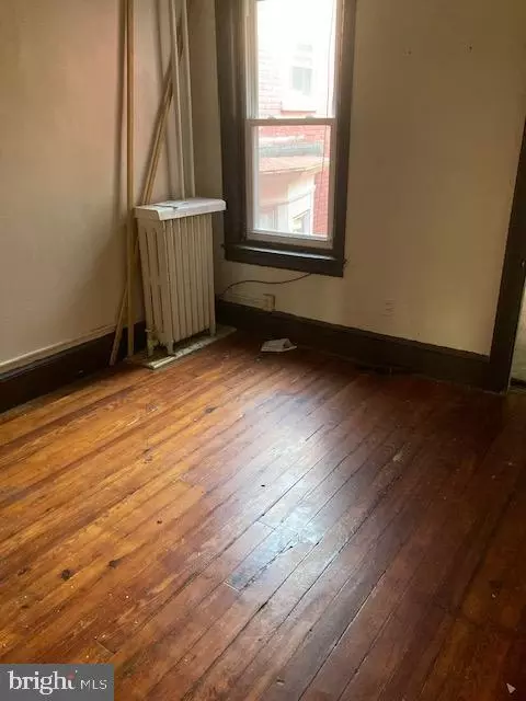 1246 Eckert Ave, Reading, PA 19602 photo 5