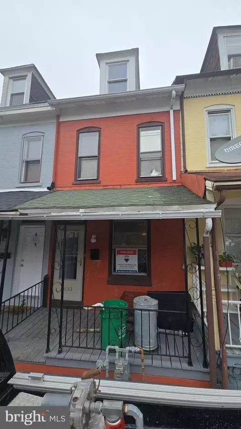 1633 Cotton St, Reading, PA 19606