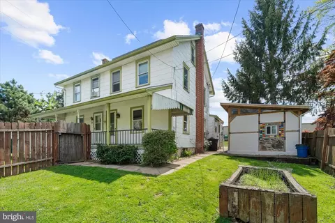 126 W Main St, Birdsboro, PA 19508