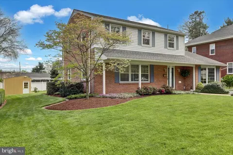 Exterior - 4 Upland Rd, Reading, PA 19609 photo 6 of 10