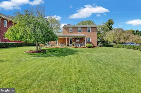 Exterior - 4 Upland Rd, Reading, PA 19609 photo 9 of 10