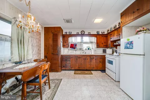 Kitchen - 1430 Logan St, Reading, PA 19607 photo 3 of 3