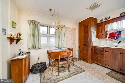 Dining - 1430 Logan St, Reading, PA 19607 photo 1 of 1