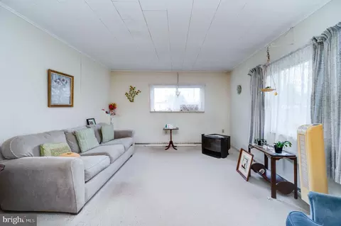 Living - 1430 Logan St, Reading, PA 19607 photo 2 of 2