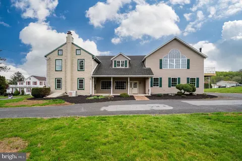 127 Houck Rd, Fleetwood, PA 19522