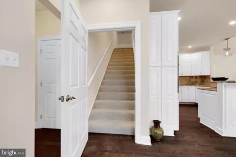 Entry Way - 80 Museum Rd, Shillington, PA 19607 photo 7 of 8